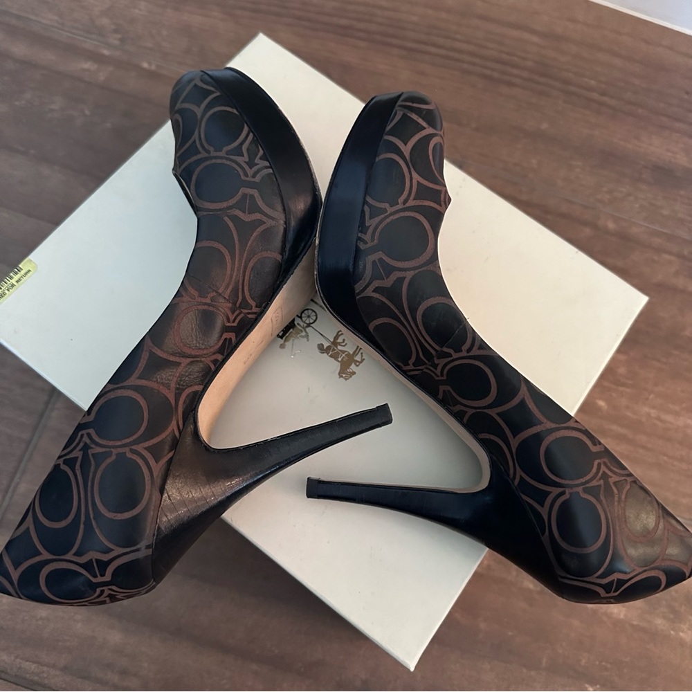 Coach high heel pumps - Picture 5 of 13